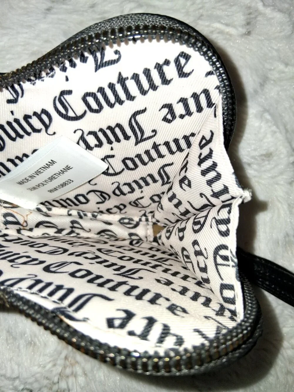 Juicy Couture Black Faux Leather Heart Shaped Mini Wallet Wristlet Zipper Pouch